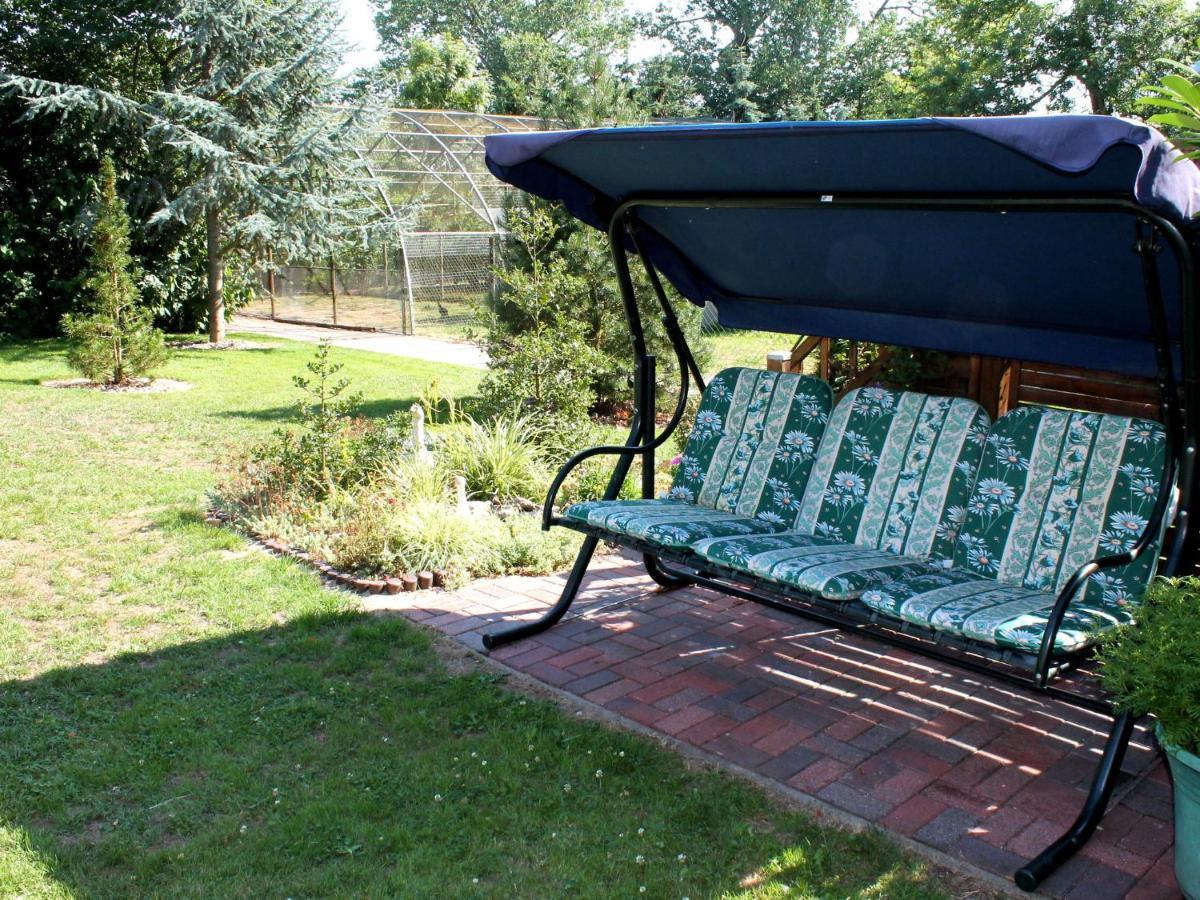 Pretty Bungalow In Neubukow With Garden, Roof Luaran gambar