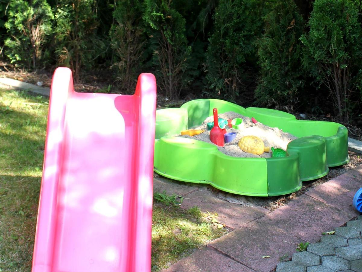 Pretty Bungalow In Neubukow With Garden, Roof Luaran gambar